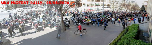2006 MRA Crowd at Parliament House 3